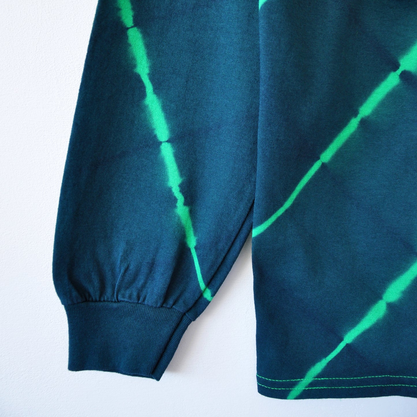 Green Stripe Tie-Dye Micro Logo 01 LS T-Shirt