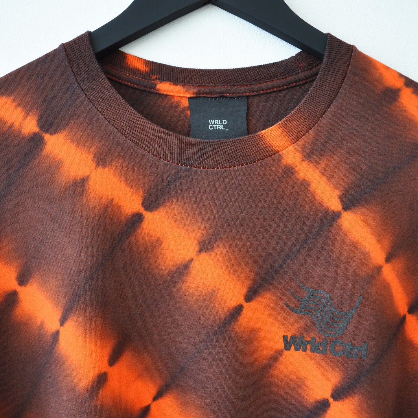 Orange Stripe Tie-Dye Micro Logo 01 LS T-Shirt